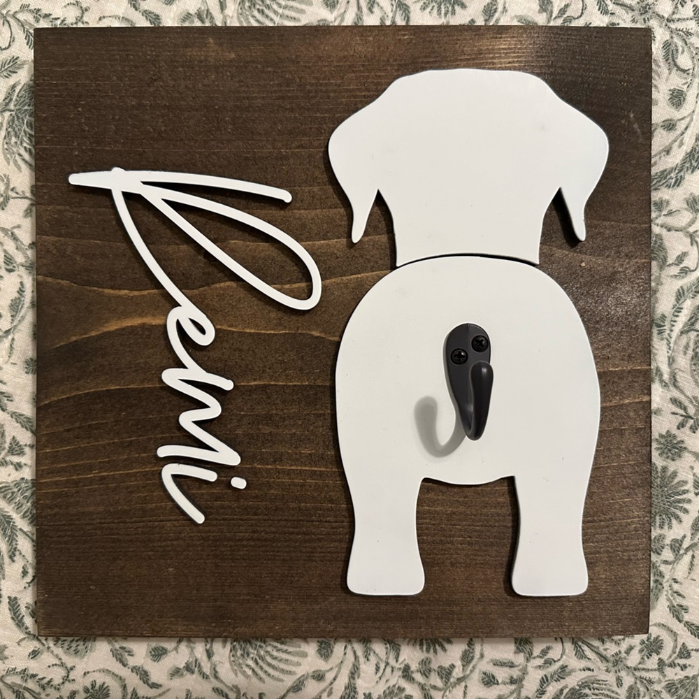Dog Leash Holder - Remi